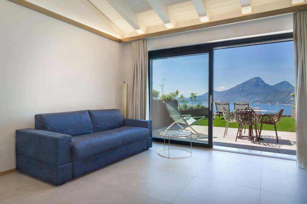 Villa Divina-Apt Armonia-Con Piscina E Vista Lago Castelletto Di Brenzone Exteriör bild