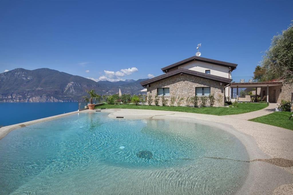 Villa Divina-Apt Armonia-Con Piscina E Vista Lago Castelletto Di Brenzone Exteriör bild